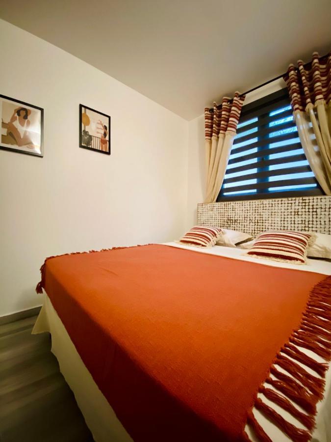 Ti Karet - Charmant Logement Avec Jacuzzi Et Vue Mer Terre-De-Haut Exterior foto
